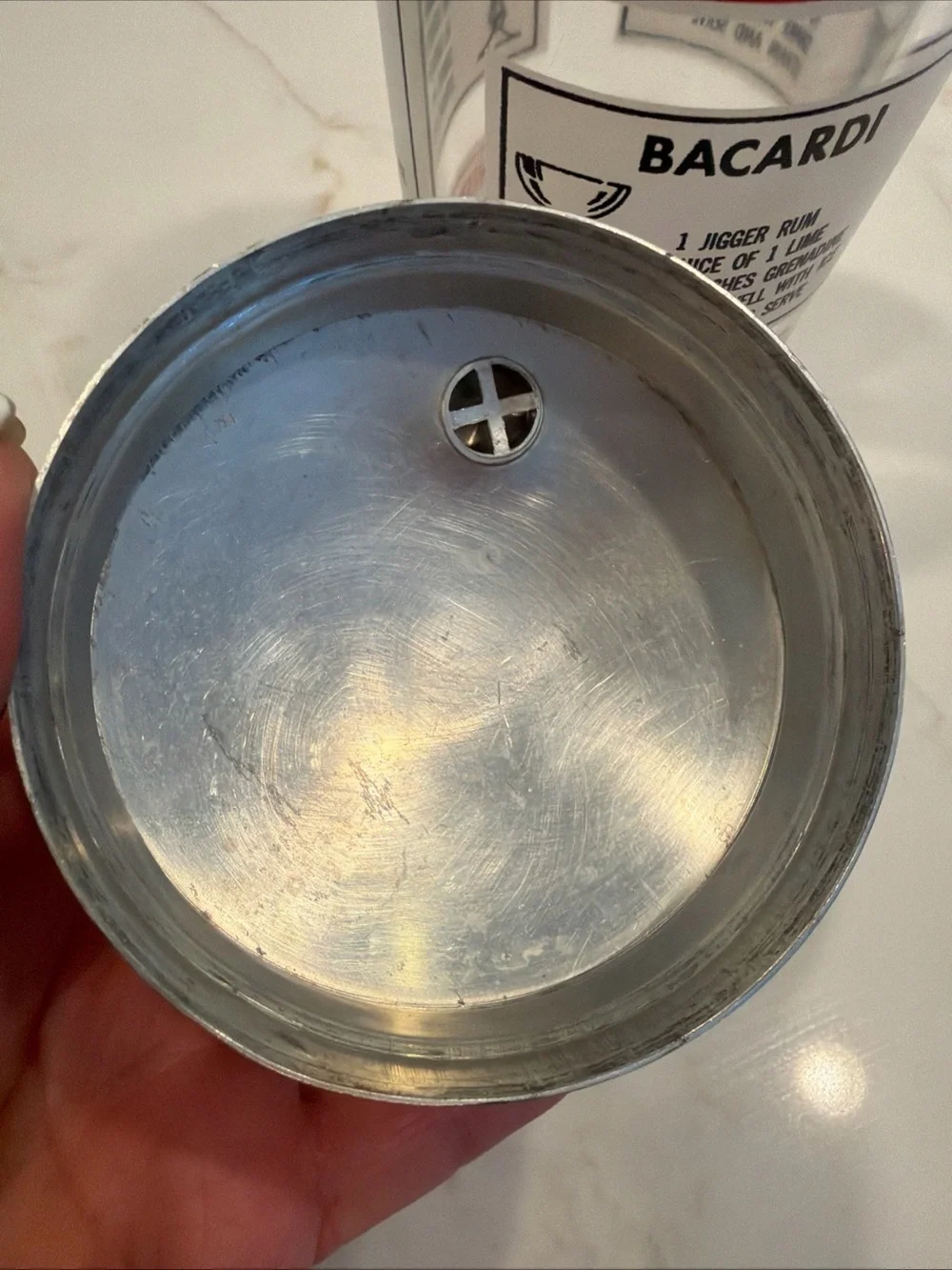 Unbranded sleek silver